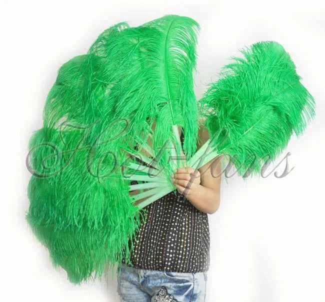 A pair Single layer emerald green Beginner’s Ostrich Feather Fan