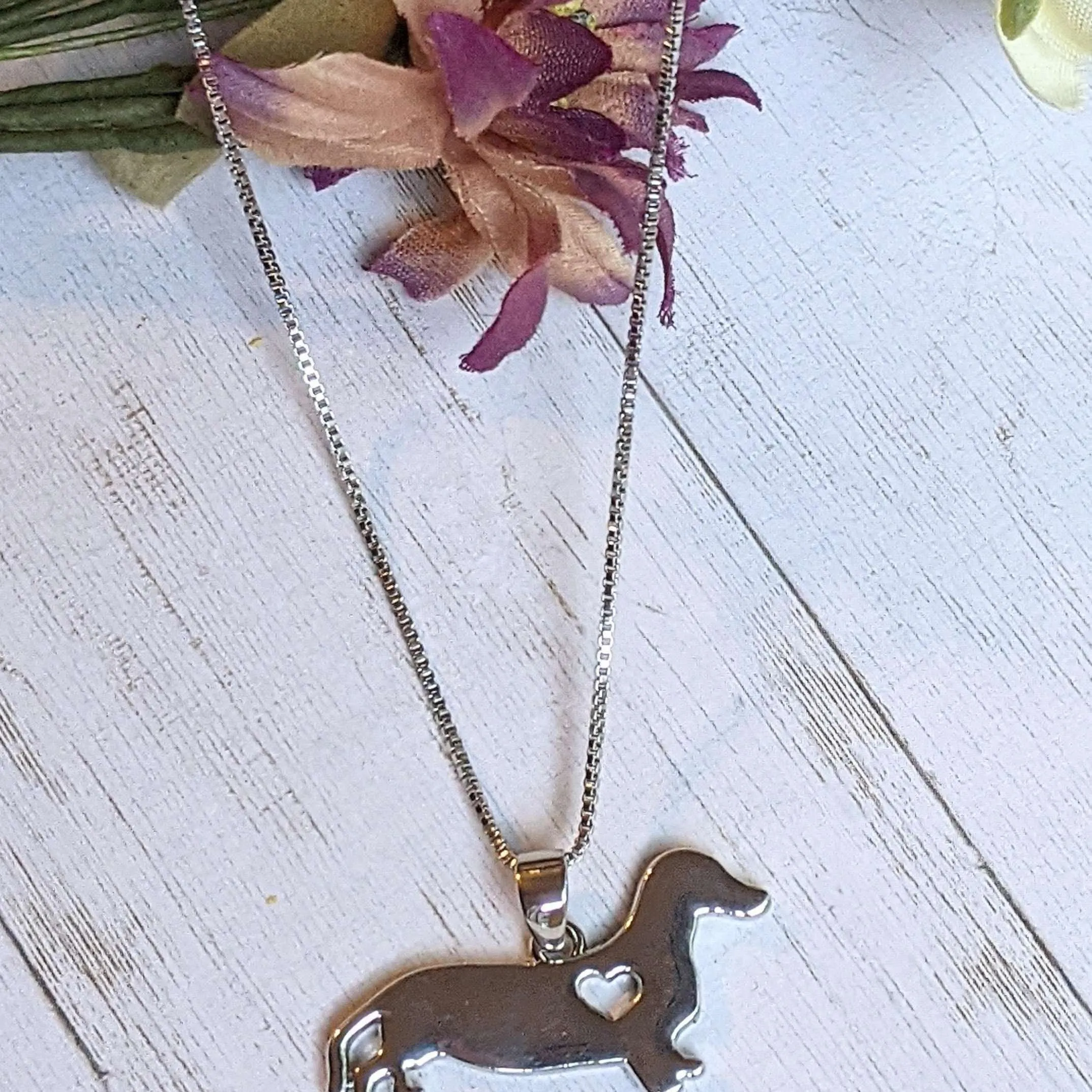 Dachshund Pendant charm necklace, 22 inch