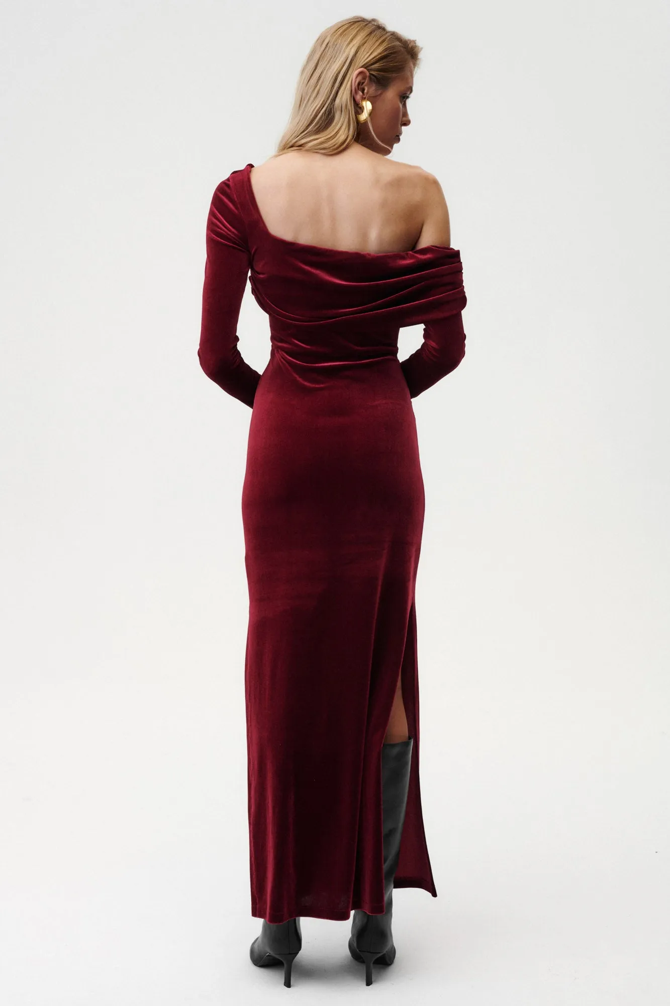 Femme Fatale Dress Burgundy