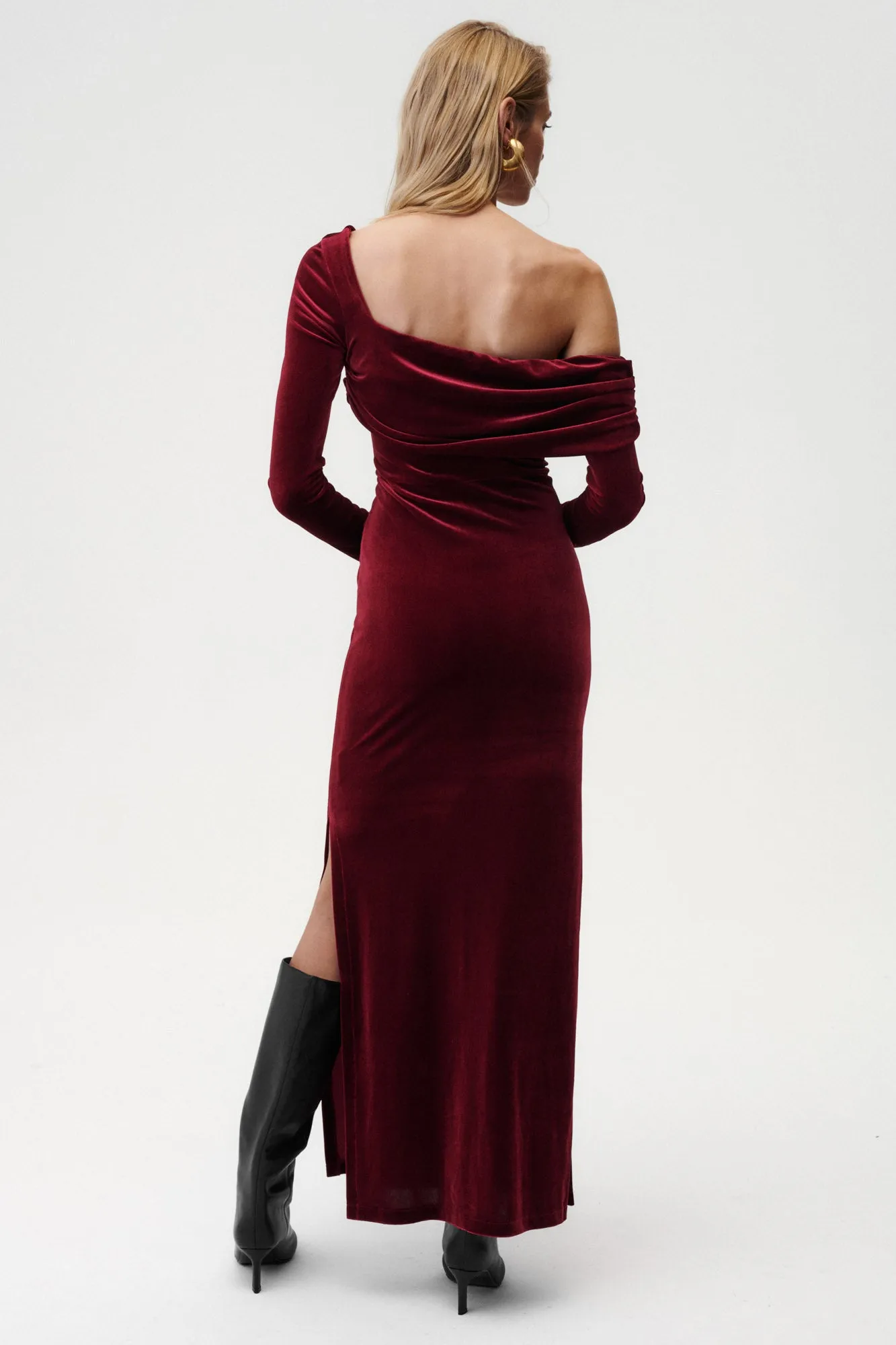 Femme Fatale Dress Burgundy