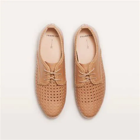 FRANKiE4 | Avery Camel Weave