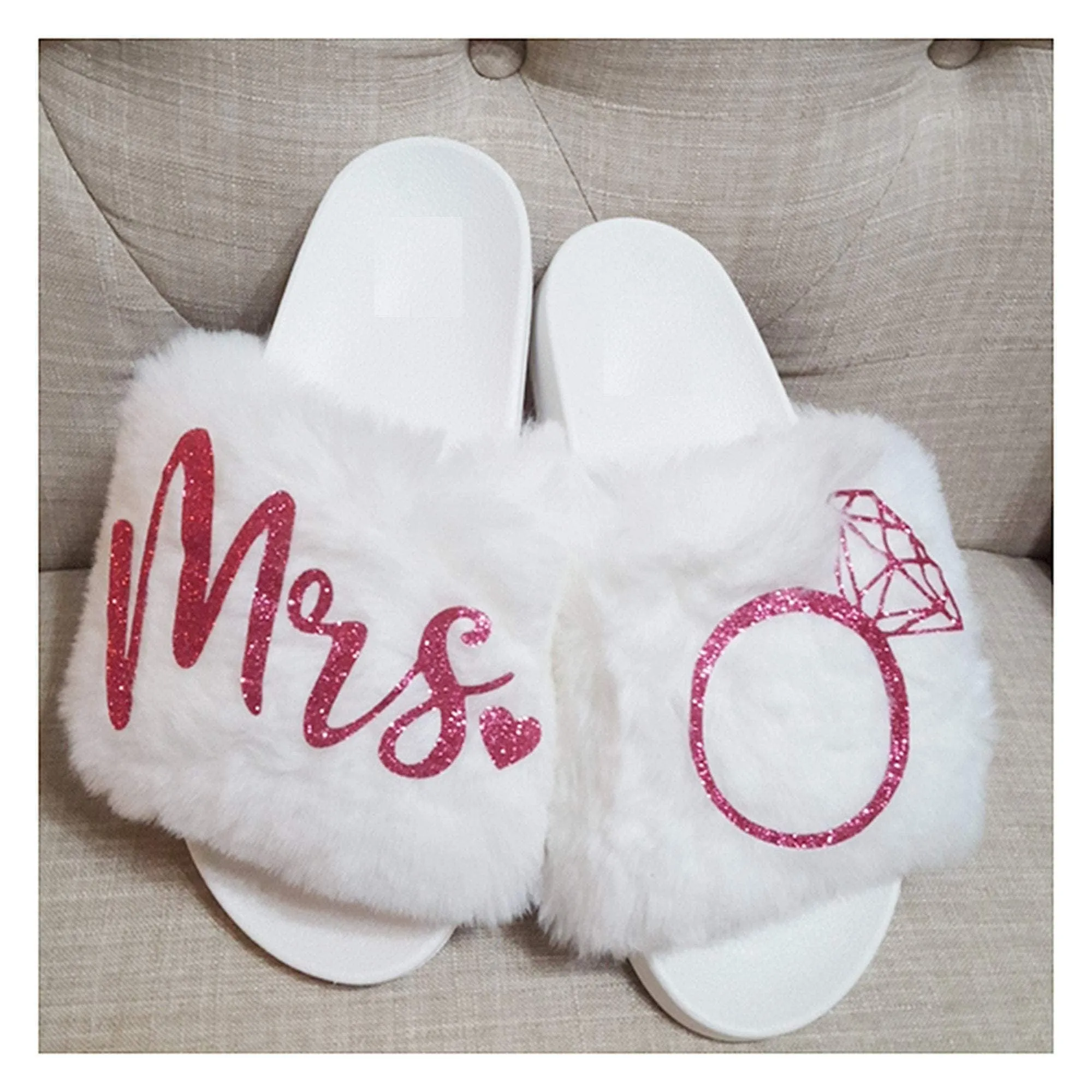 Mrs Slides - White Fur - Mrs. - Bridal - Fiance - Bride to be - honeymoon gifts