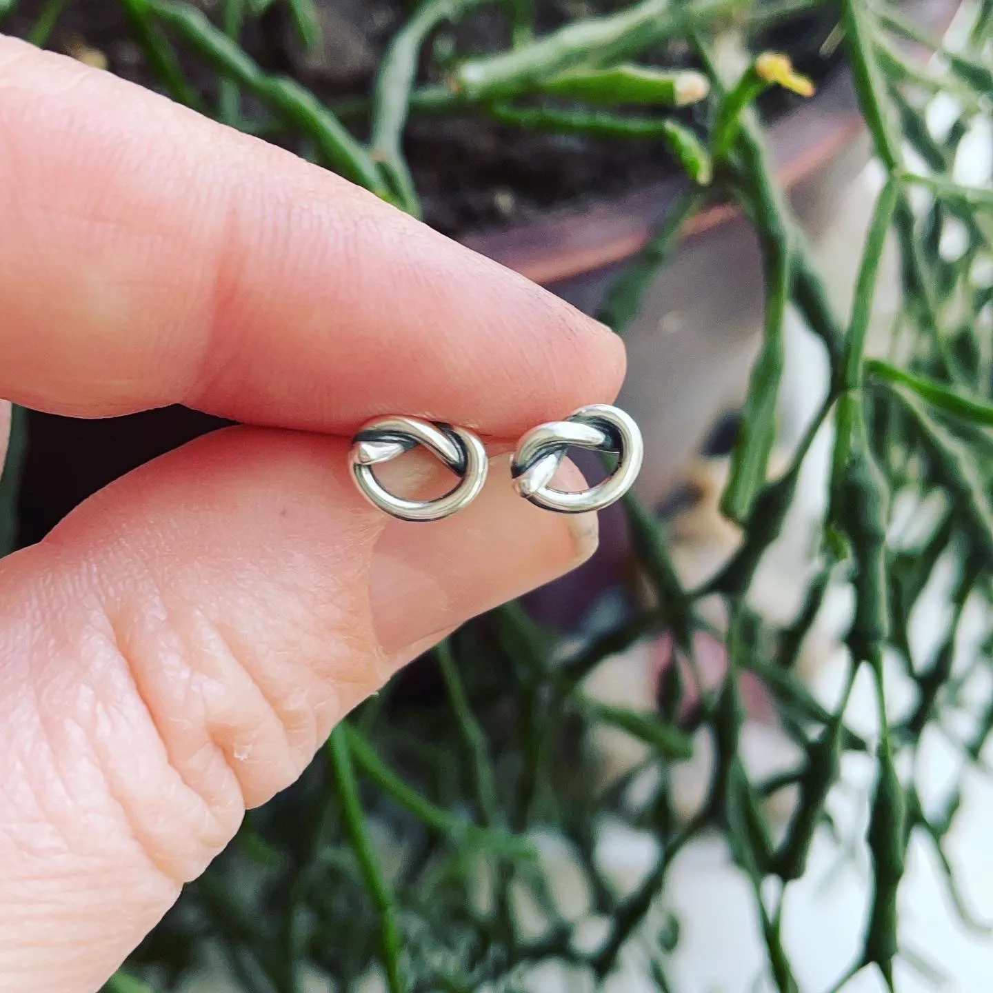 Sterling Silver 'Knot' Post Earrings