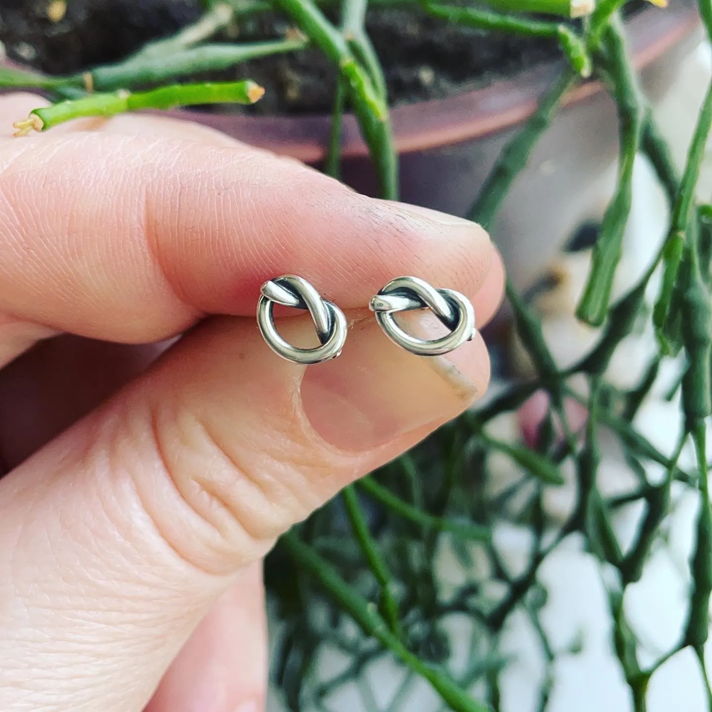 Sterling Silver 'Knot' Post Earrings