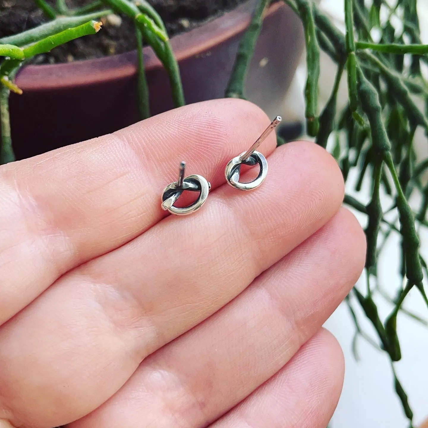 Sterling Silver 'Knot' Post Earrings