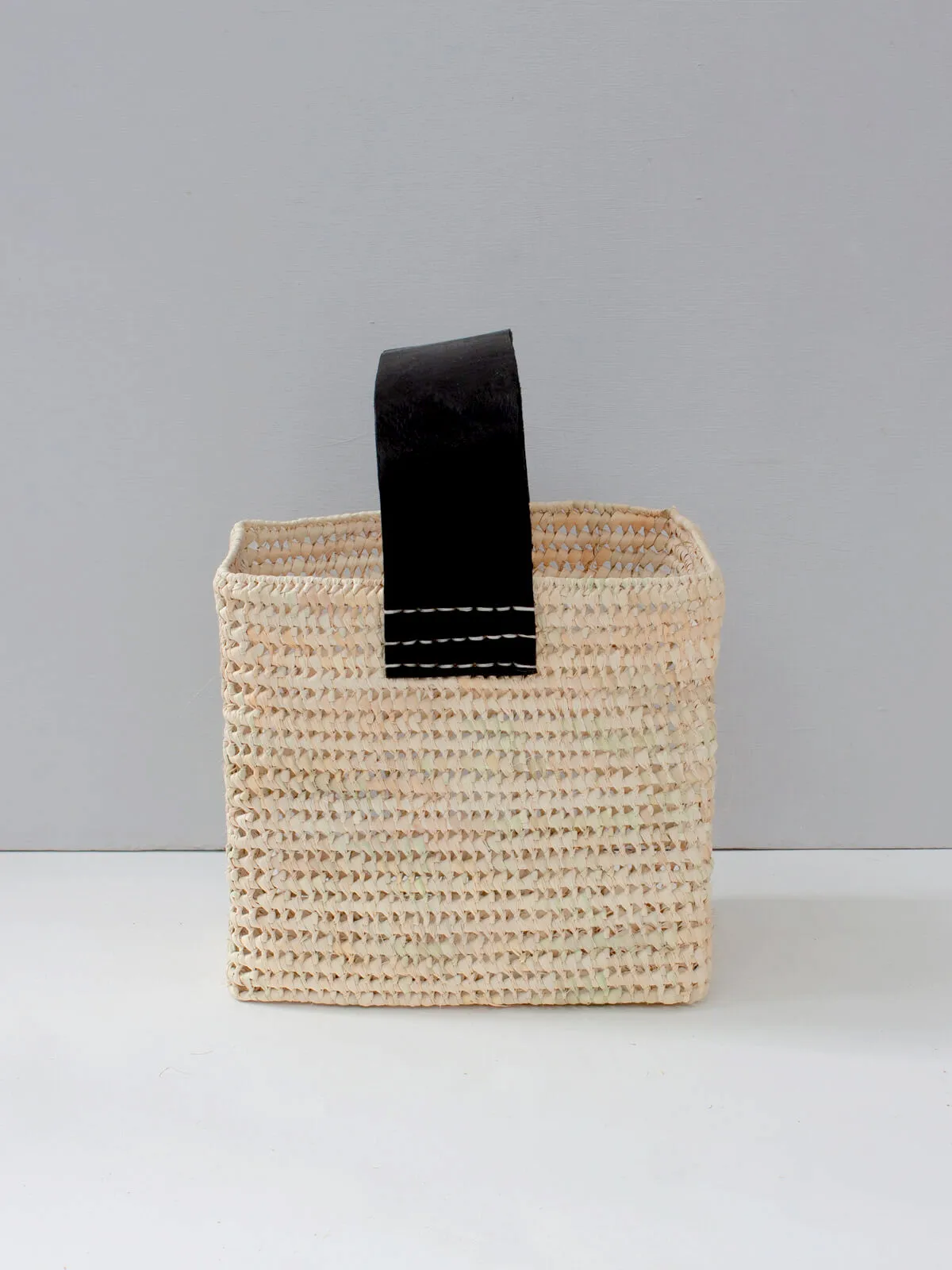 Tall Forage Basket, Black