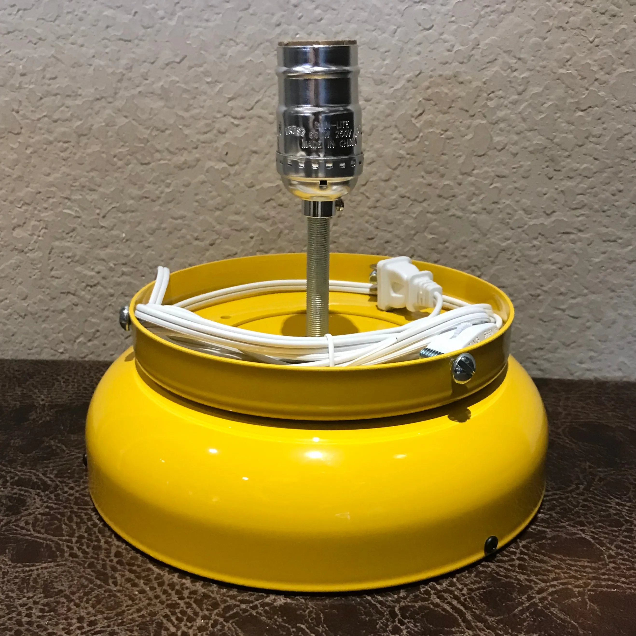 z. Gas Pump Globe Lamp Base