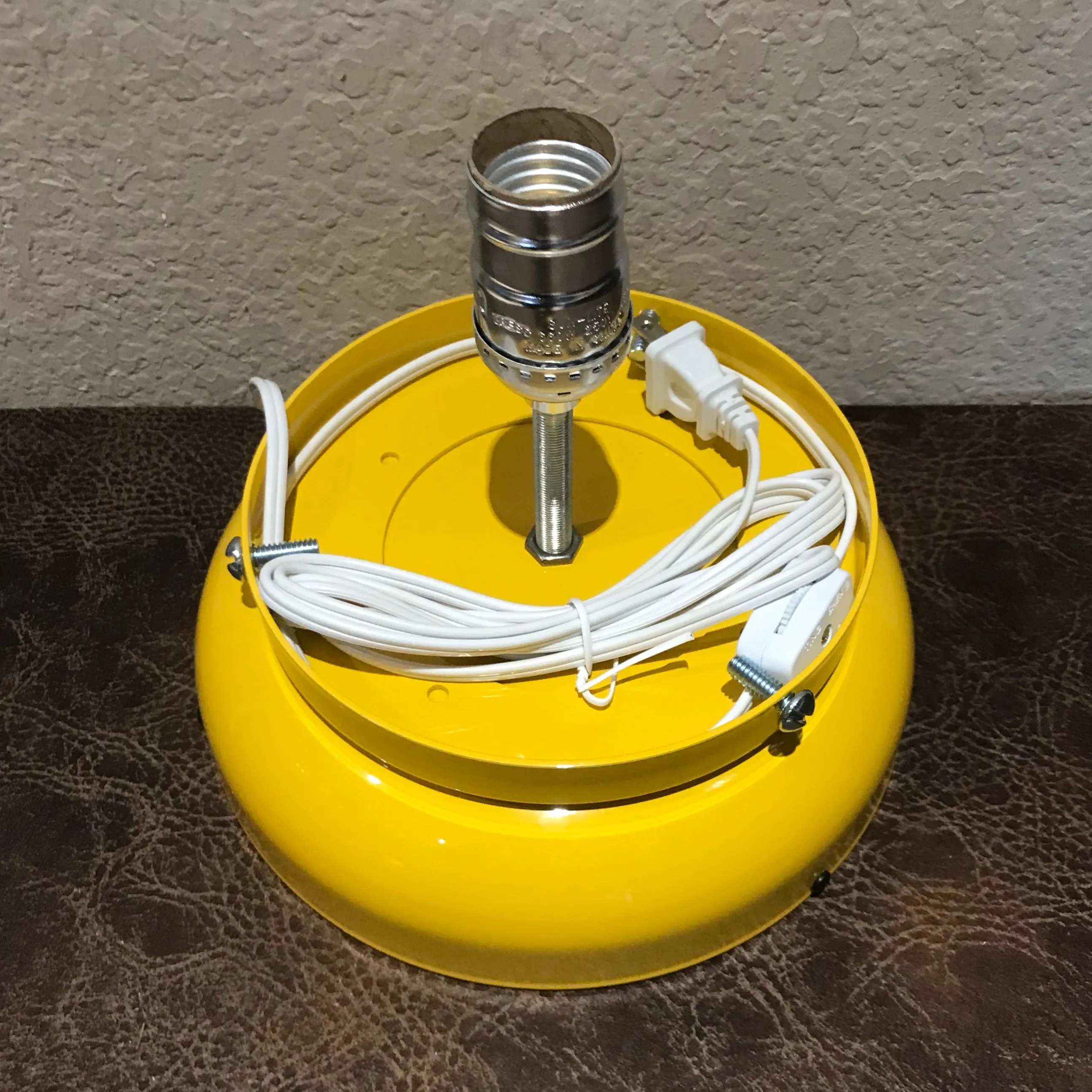 z. Gas Pump Globe Lamp Base